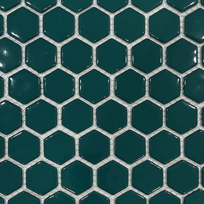Pâte de verre en hexagones 30 mm, verte, sérigraphiée. Pour piscines, hammams et douches.