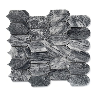 Plumes d'écailles en marbre Bardiglio gris