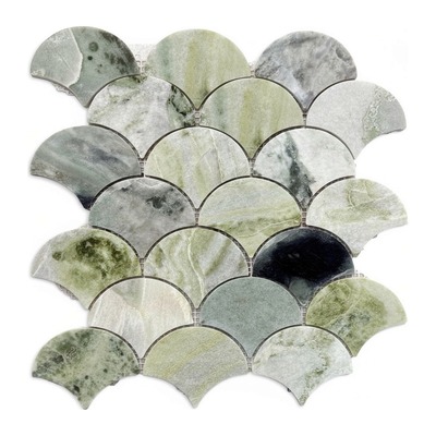 Écailles en éventail festonné, marbre vert jade
