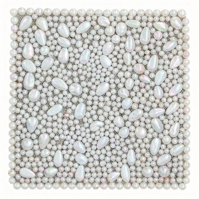 Mosaïque de cristal gouttes galets, cristal blanc nacré irisé, finition brillante