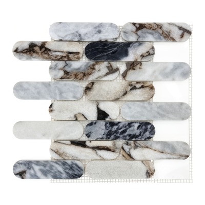 Mosaïque ovales allongés, marbre blanc et gris veiné noir et brun, finition adoucie